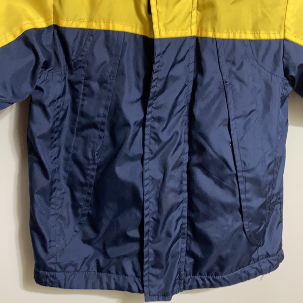 Oshkosh Light Jacket - Picture 2 of 10